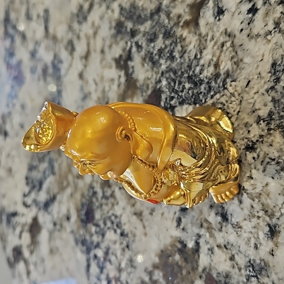 Small Buddha figurine - Picture 2 of 6